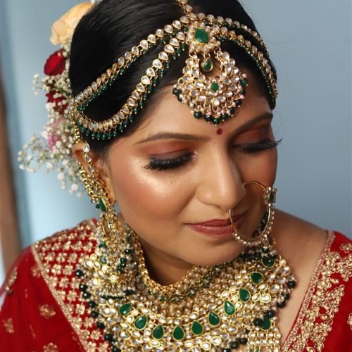 How to Choose the Best Bridal Makeup Artist in Udaipur: A Complete Checklist